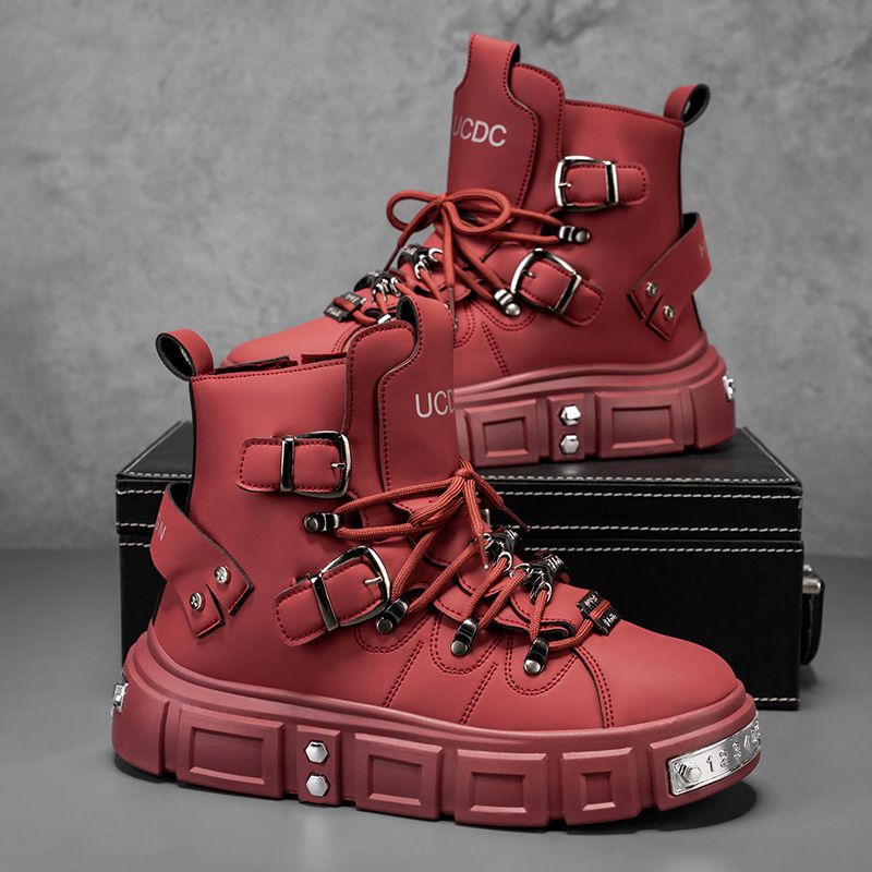 Men Shoes Trends - รองเท้าบูทแบรนด์แท้สำหรับผู้ชาย สไตล์พังก์ พื้นหนา สีแดง แฟชั่นหรูหรา รองเท้าผู้ชาย