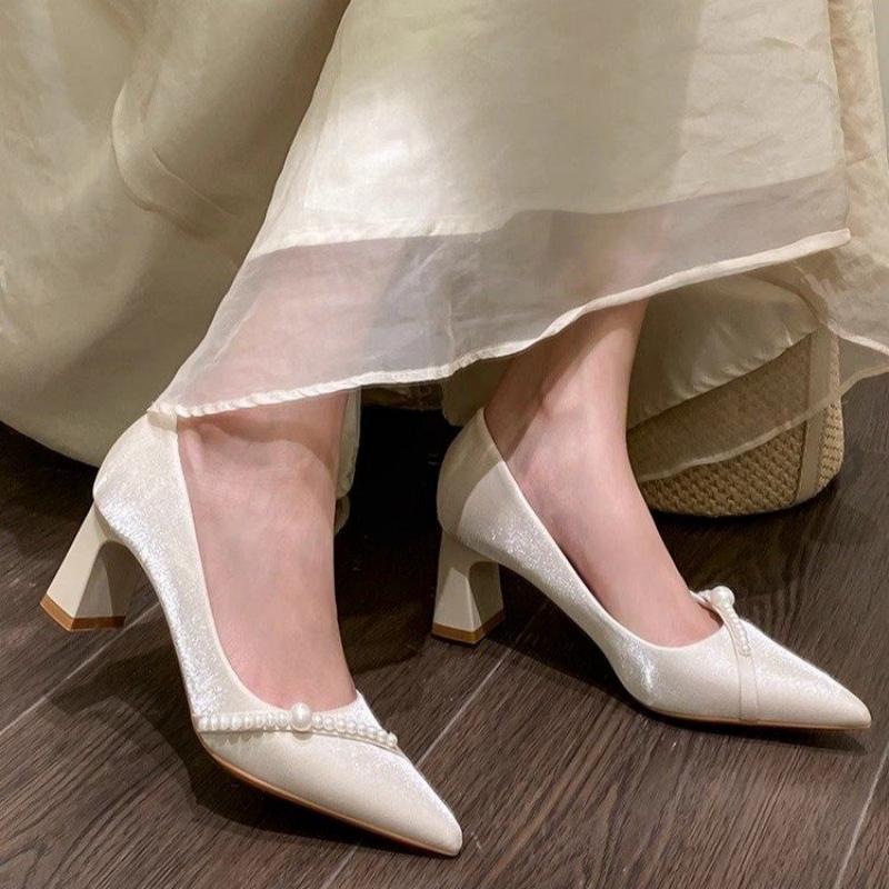 Men Shoes Formal - รองเท้าส้นตึกหัวแหลมประดับมุกสุดหรู สไตล์เรียบง่าย ใส่สบาย เหมาะสำหรับใส่ทำงานสำหรับผู้หญิง