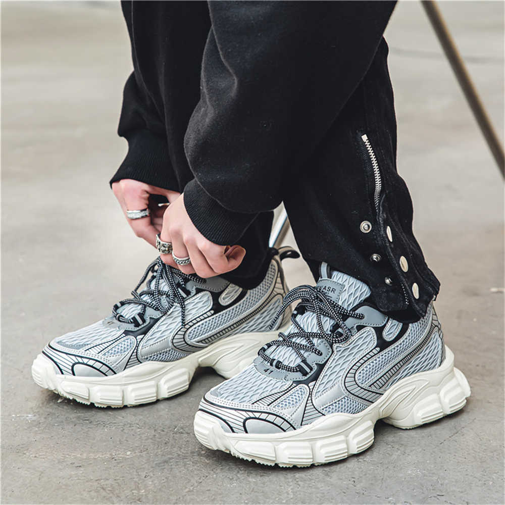 Men Shoes Trends - รองเท้าสเก็ตบอร์ดระบายอากาศสำหรับวัยรุ่น รองเท้าผ้าทอลายน่ารัก รองเท้าผู้ชายดีไซน์เนอร์ รองเท้ากีฬาสำหรับเล่น ผลิตภัณฑ์มาแรง สไตล์ฮิป