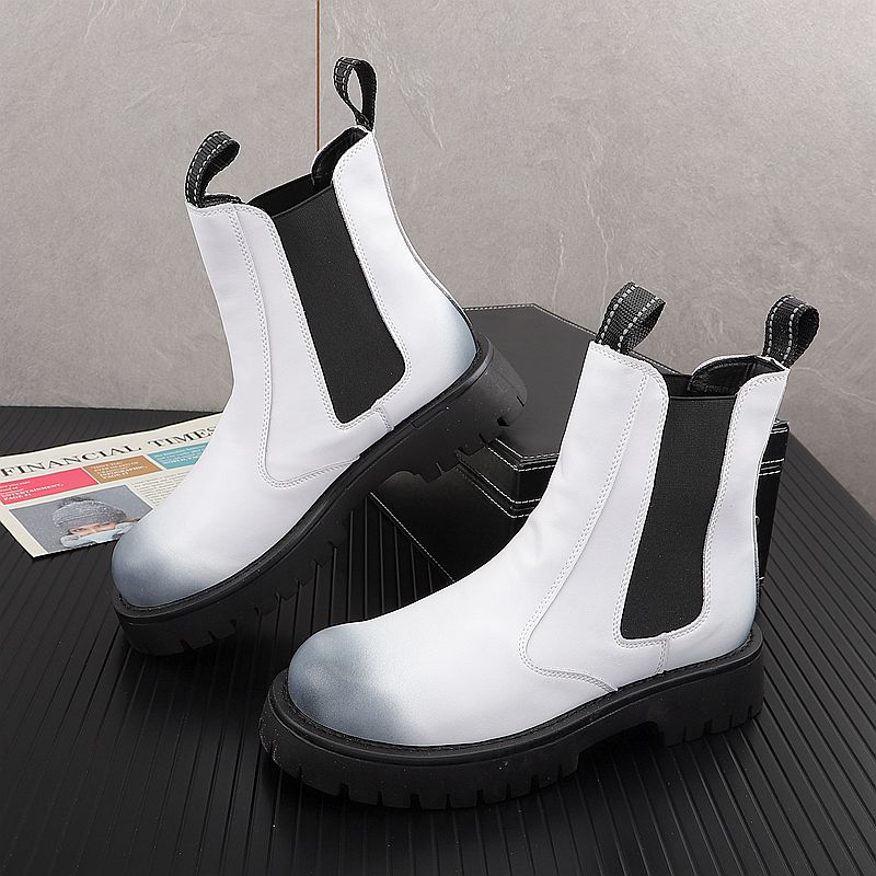 Men Shoes Trends - รองเท้าบูทหนังแท้แฟชั่นหรูสำหรับผู้ชาย สีดำขาว แบรนด์ดีไซเนอร์ รองเท้าสำหรับเวที ไนท์คลับ รองเท้าบูทมอเตอร์ไซค์
