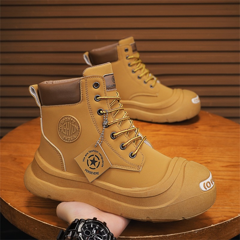 Men Shoes Trends - รองเท้าบูทข้อสั้นแฟชั่น สวมใส่สบาย รองเท้ากีฬาผู้ชายหุ้มข้อสูง รุ่นใหม่ประจำฤดูใบไม้ร่วงปี 2025 รองเท้าลำลองผู้ชายทันสมัย
