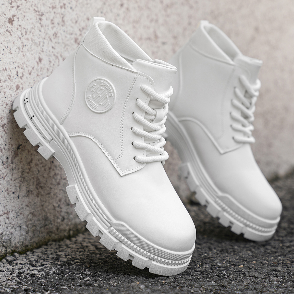 รองเท้าบูทมอเตอร์ไซค์สีขาวสำหร - Men Shoes Trends บทวิจารณ์และราคา