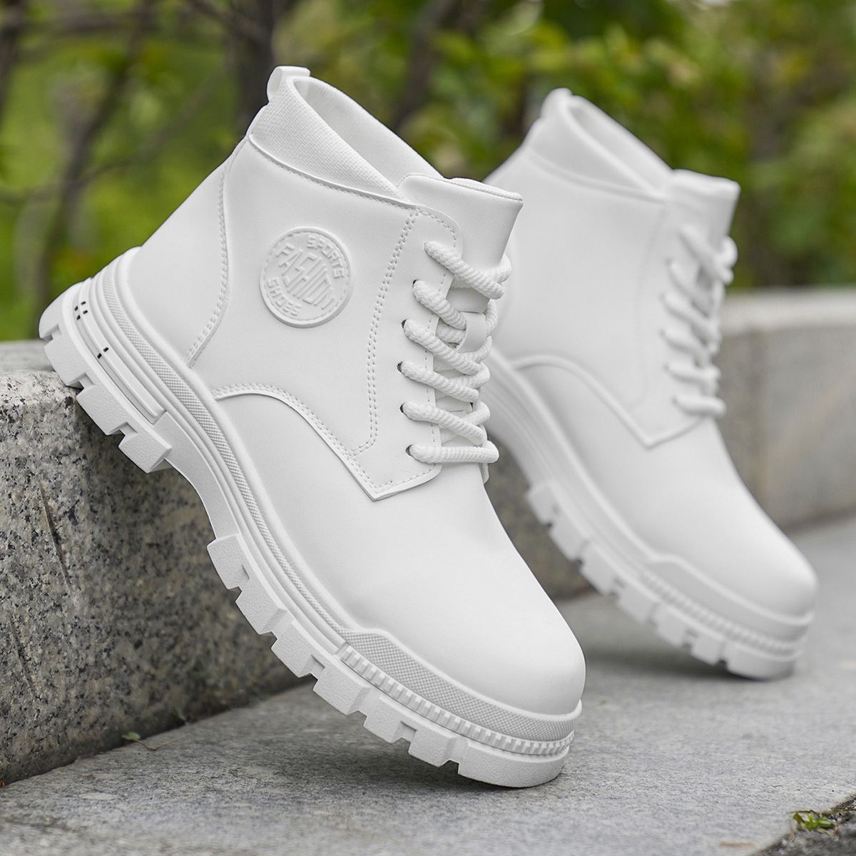 รองเท้าบูทมอเตอร์ไซค์สีขาวสำหร - Men Shoes Trends บทวิจารณ์และราคา