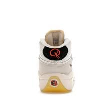 รองเท้าผู้ชายรุ่น Question Pum - Men Shoes Reebok บทวิจารณ์และราคา