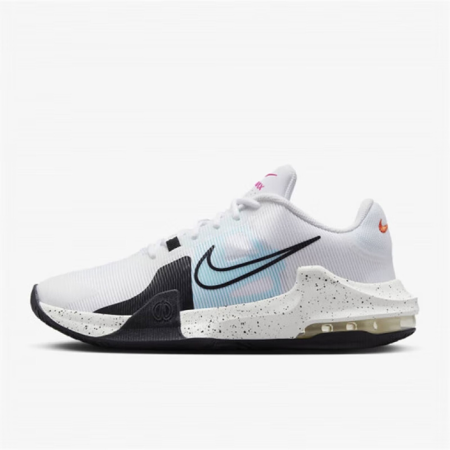 รองเท้าบาสเก็ตบอลไนกี้ แอร์แม็ - Men Shoes Myntra บทวิจารณ์และราคา