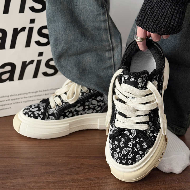 รองเท้าสเก็ตบอร์ดผู้ชายแบบหนา  - Men'S Shoes Expensive Brands บทวิจารณ์และราคา