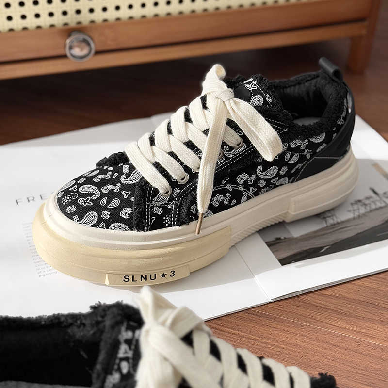 รองเท้าสเก็ตบอร์ดผู้ชายแบบหนา  - Men'S Shoes Expensive Brands บทวิจารณ์และราคา