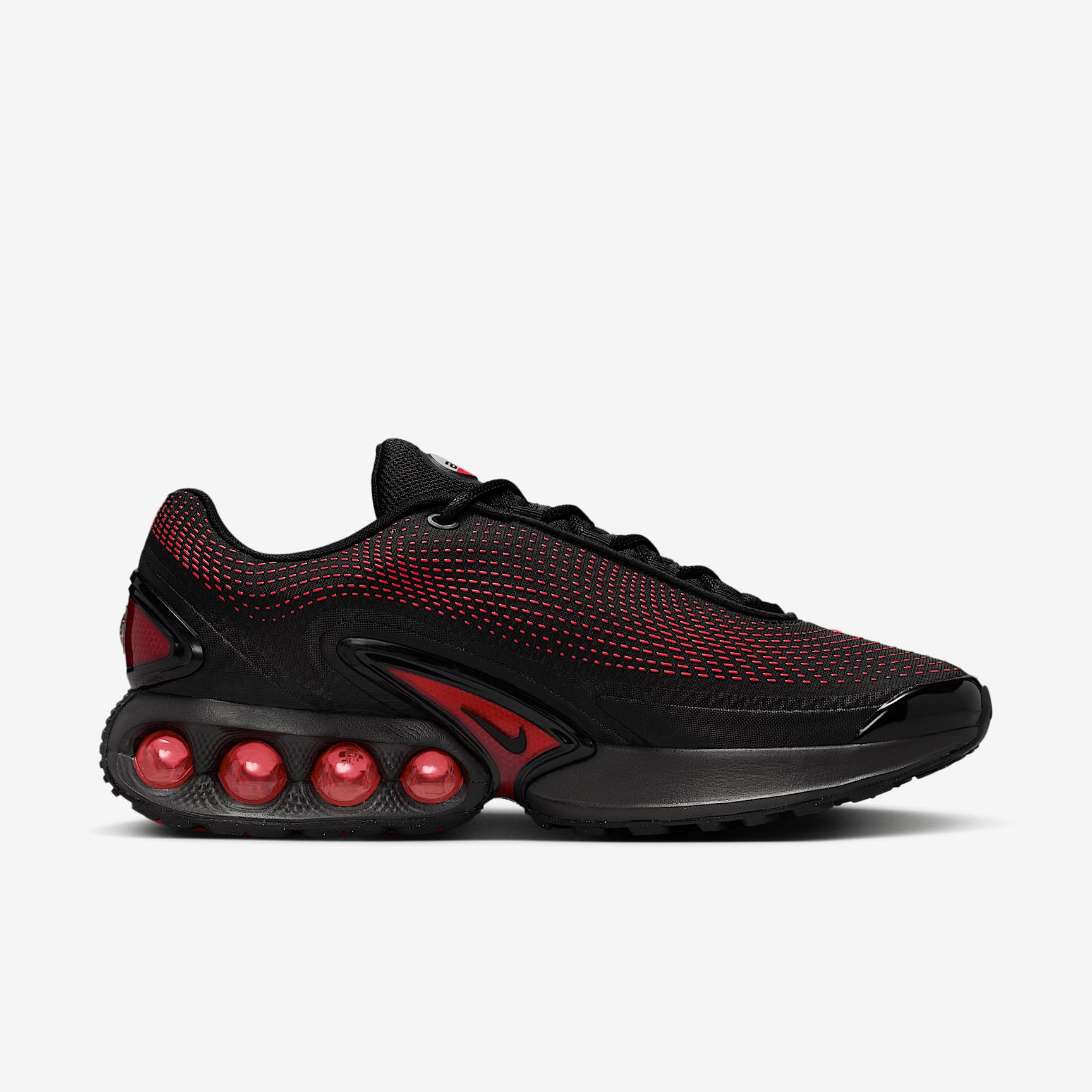 รองเท้า Nike Air Max Dn Essent - Men Shoes Myntra บทวิจารณ์และราคา